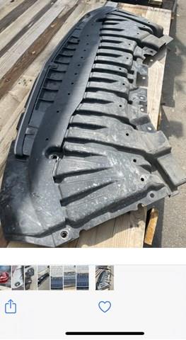 Рамка решетки радиатора Mercedes A2225200023