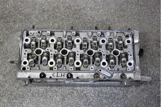 04L103064 VAG Головка блока цилиндров