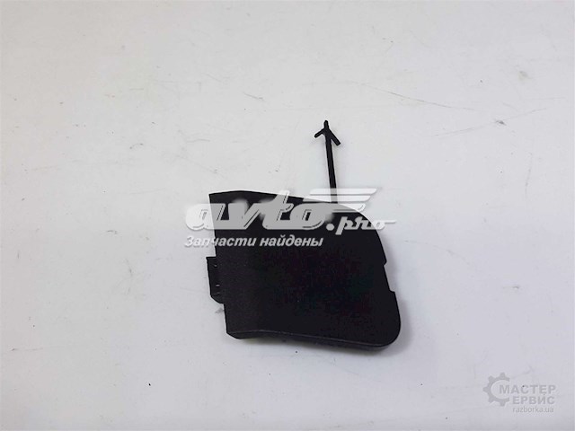 Передняя заглушка бампера буксировочного крюка на Fiat Doblo II 263
