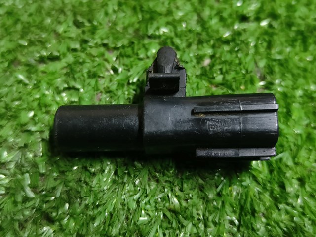 L7641G518 Mazda 