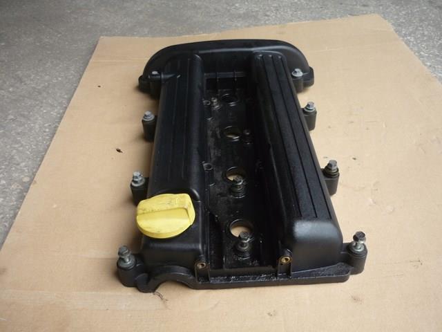 55560686 General Motors Крышка двигателя