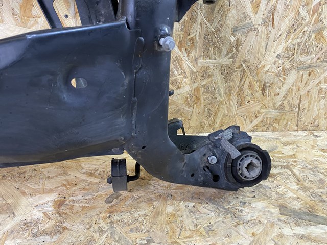 Балка задней подвески поперечная Volvo 32221680 цена, от 634.16 USD