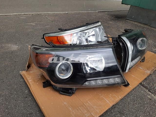 Левая фара PZ36760510 Toyota