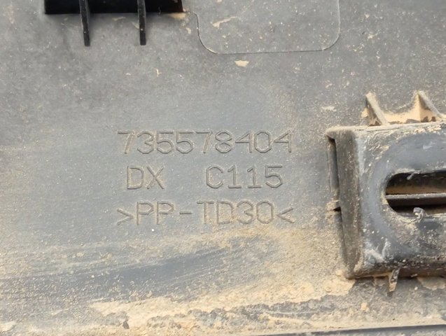 Купить 735599035 Chrysler Молдинг крыла заднего правого