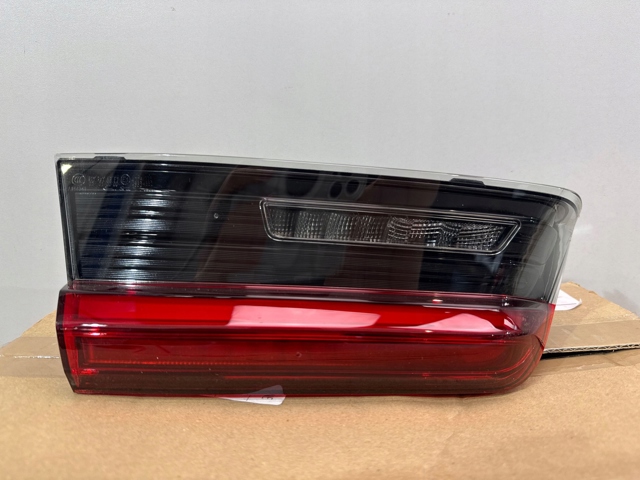 63215A3BC57 BMW Задняя левая внутренняя фара