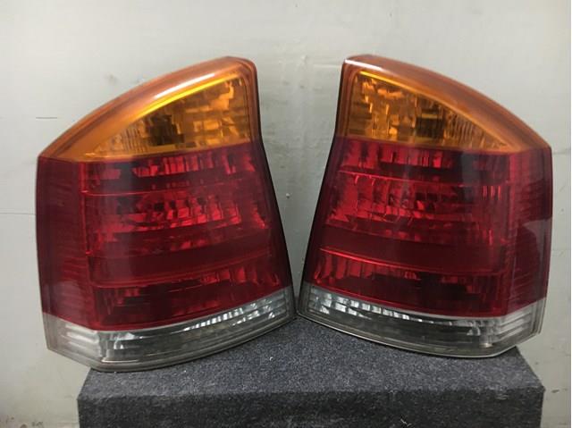 1222690 General Motors Фонари задние