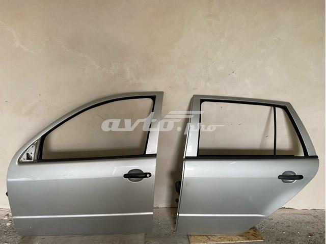 Купить Дверь задняя левая Шкода Фабия I 6Y5