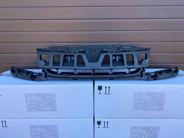 Облицовка радиатора Renault (RVI) 620367065R цена, от 56.34 USD