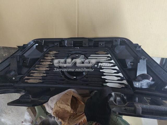 Решетка радиатора 623106FR5A Nissan/Infiniti