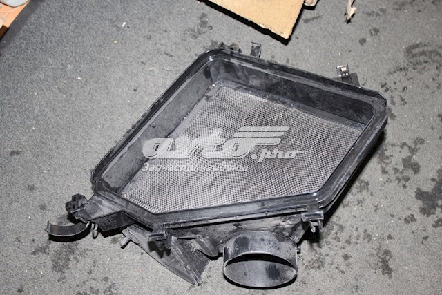 Корпус воздушного фильтра, верхняя часть Toyota 1770531160 цена, от 31.74 USD