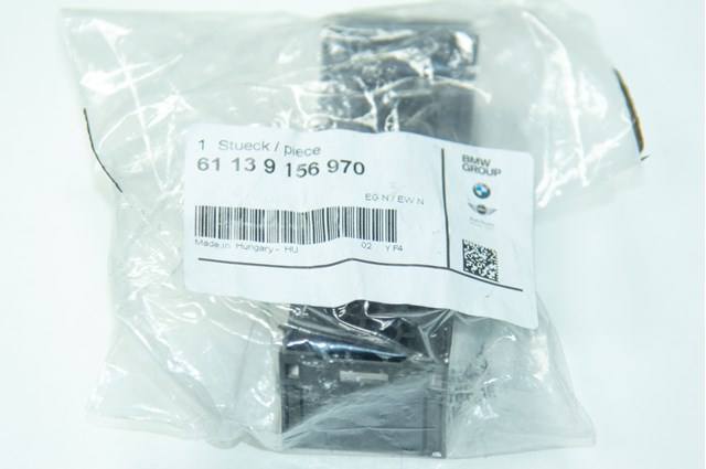 61139156970 BMW 