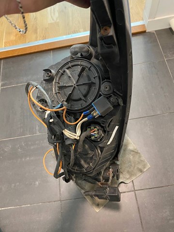 Фара левая Hyundai/Kia 921013ZXXX цена, от 192.09 USD