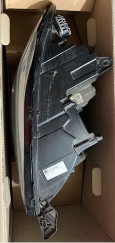 Купить 31655160 Volvo Фара основная правая