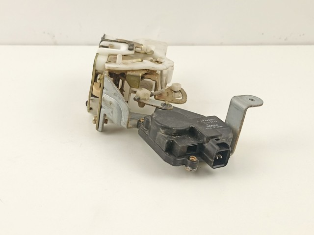Купить MR349287 Mitsubishi Замок двери задней левой
