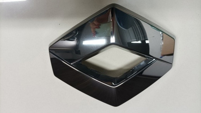 628902376R RENAULT Logotipo del radiador I original y equivalente