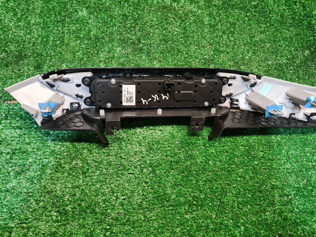 Пульт управления магнитолой Ford LJ6T18K811CA
