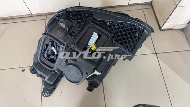 Правая фара A2139062606 Mercedes