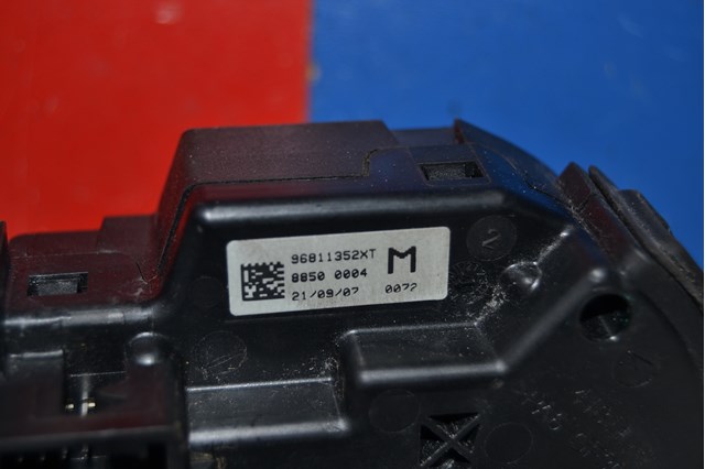  96811352XT Peugeot/Citroen