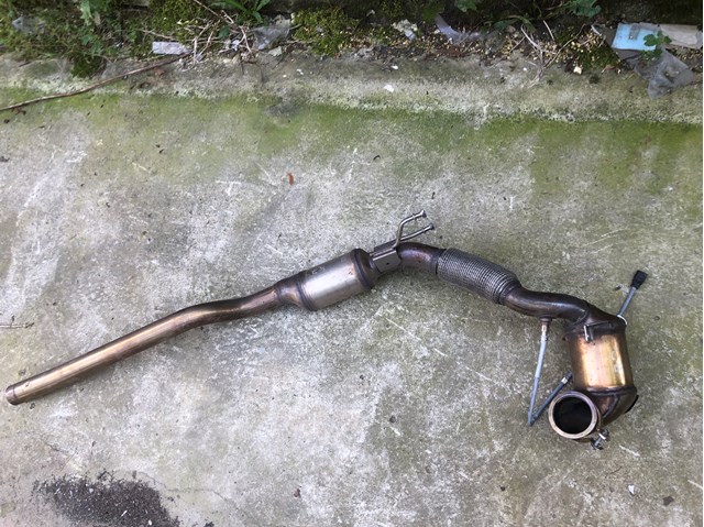 5QM131690B VAG 