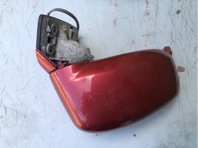 Стекло правого зеркала заднего вида K6301EE80A Nissan/Infiniti