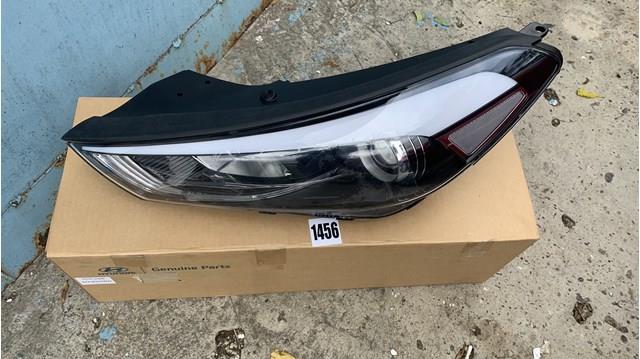 Фары Hyundai/Kia 92101D3200