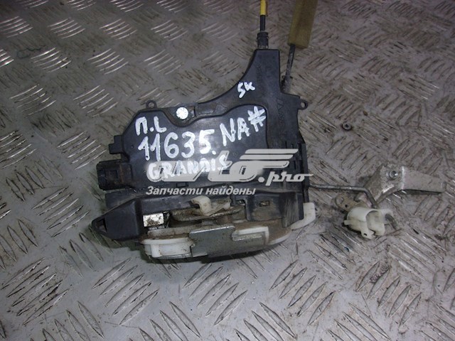 Замок передней левой двери Митсубиси Аутлендер II XL