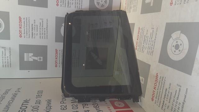 Крышка люка крыши передняя 912104CC0B Nissan/Infiniti