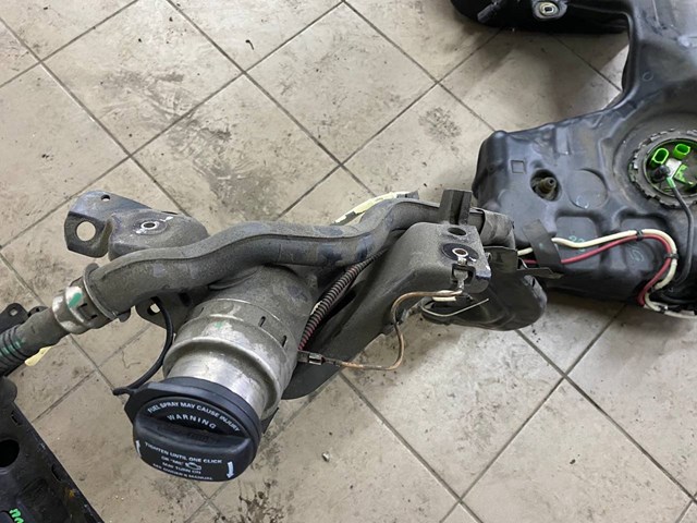 Бензобак 5Q0201022GH VAG