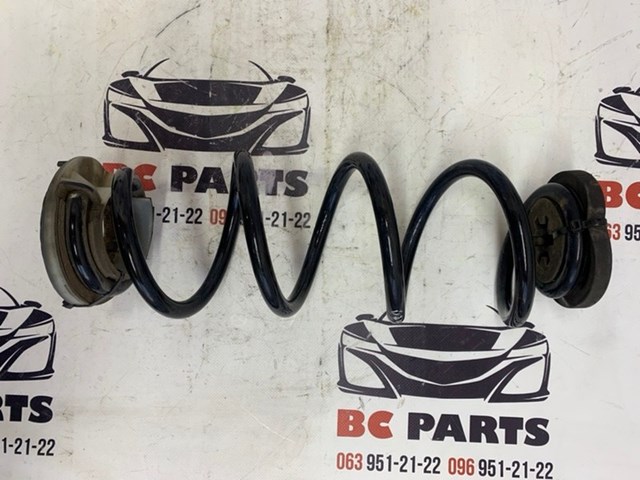 550206RA1D Nissan/Infiniti Пружина подвески задняя
