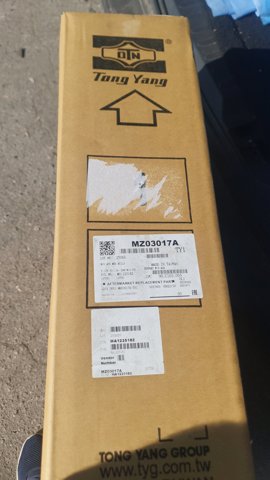BCKA53110 Mazda Рамка крепления радиатора