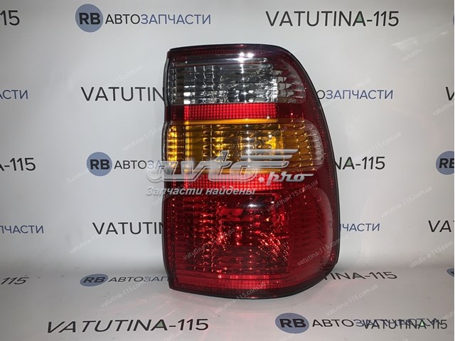 8155160560 Toyota lanterna traseira direita externa