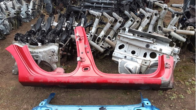 Chapa de acceso izquierda 764610070R RENAULT