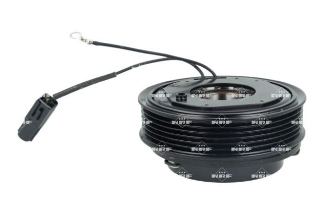 Шкив компрессора кондиционера Mazda KB8E61450