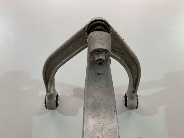 Купить 32298140 Volvo Ось передняя и поворотные кулаки