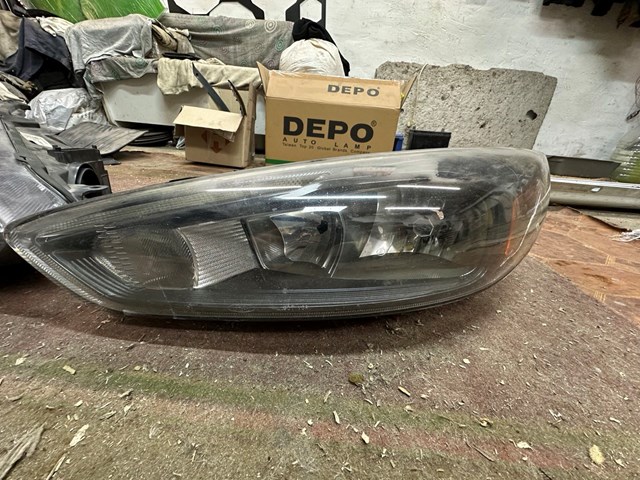 Фара левая Ford F1EB13W030ME цена, от 100.17 USD