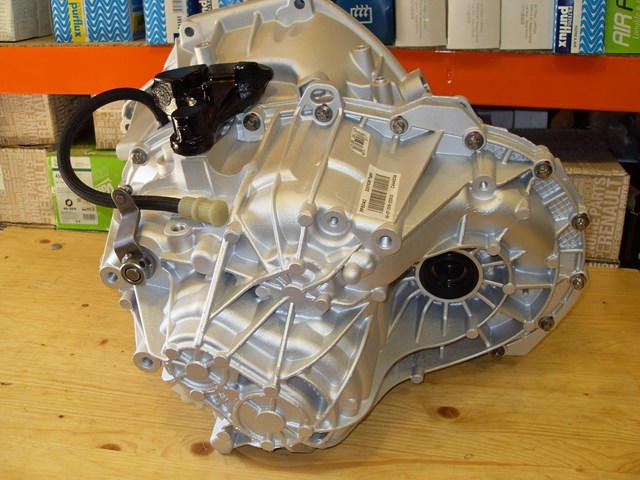 Купить 320108718R Renault (RVI) 