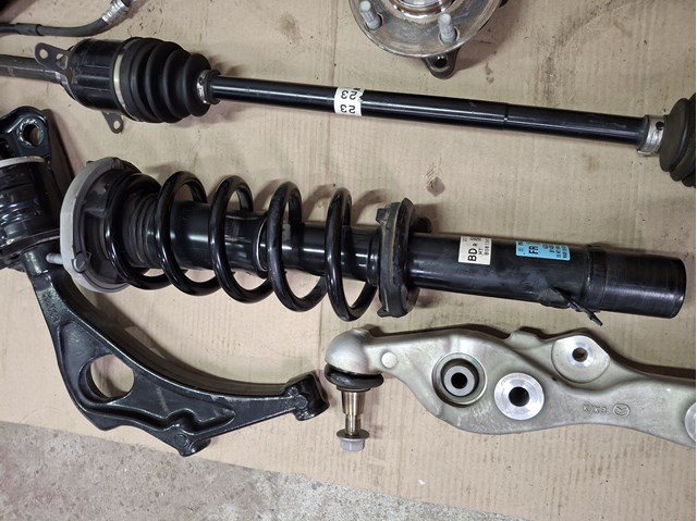 Правая полуось FD052550X Mazda