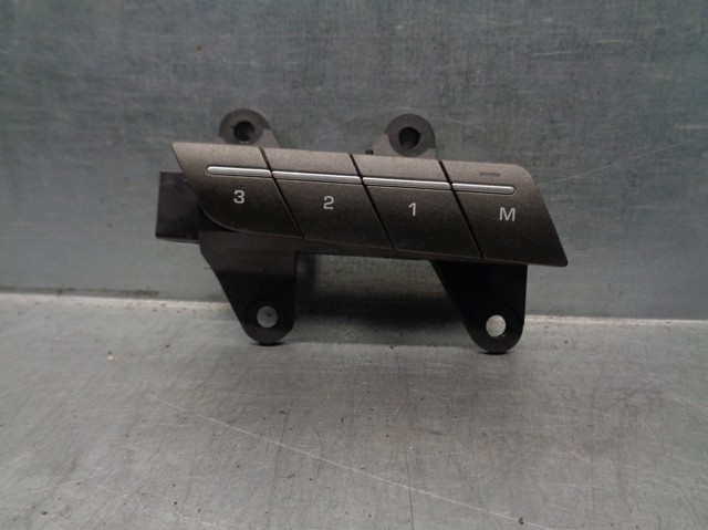  Land Rover BJ3214776BB цена, от 22.60 USD