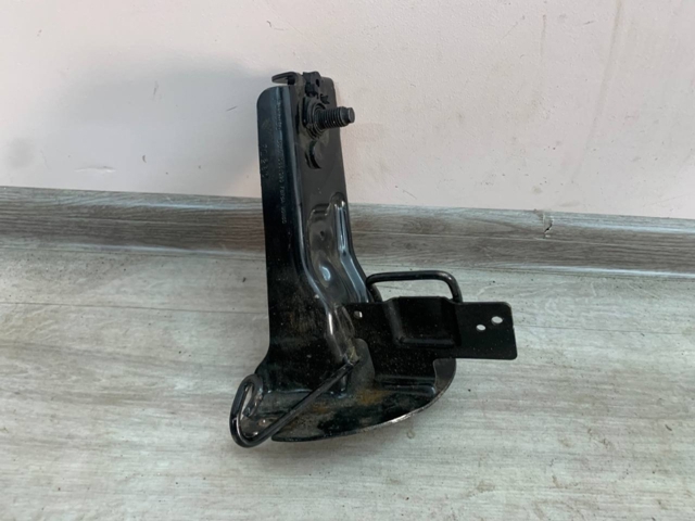  DS7A9661320 Ford