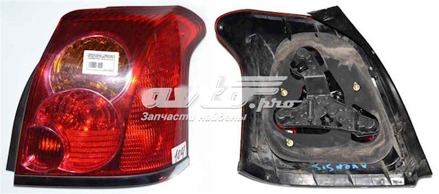 8155105160 Toyota lanterna traseira direita