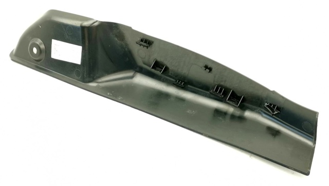 Уплотнитель фонаря заднего внутреннего BMW 63217224230