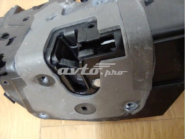 Купить LR078744 Land Rover 