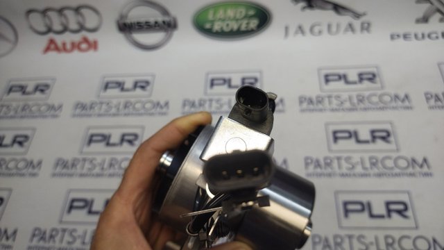 Помпа охлаждения Land Rover LR116736 цена, от 212.71 USD