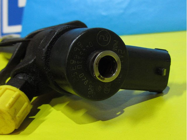 8658352 Volvo Топливные форсунки