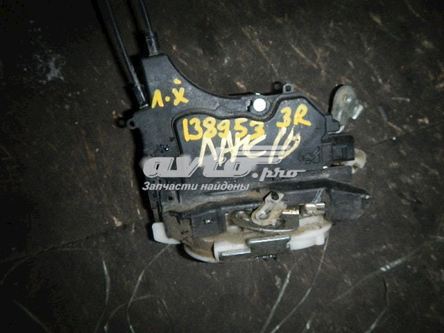 Замок задней правой двери  Митсубиси Лансер X