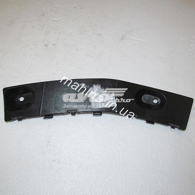 J152804572 Chery Правое крепление заднего бампера