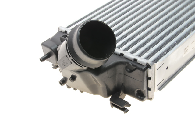 Радиатор интеркуллера Mahle Original CI684000S