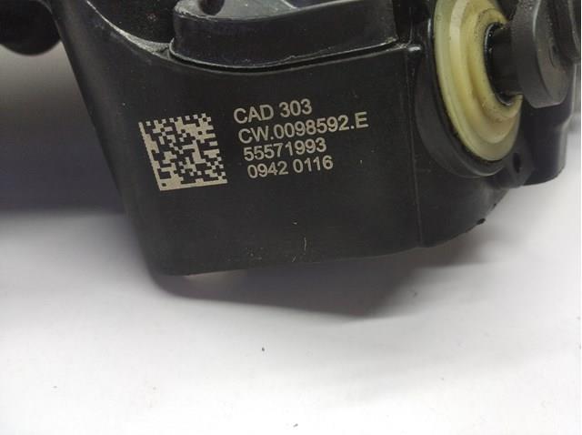 Впускной коллектор 55571993 General Motors