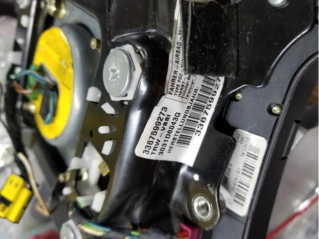  BMW 3367599273