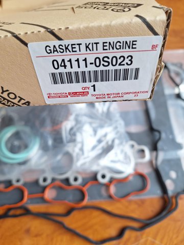 Комплект прокладок 041110S020 Toyota